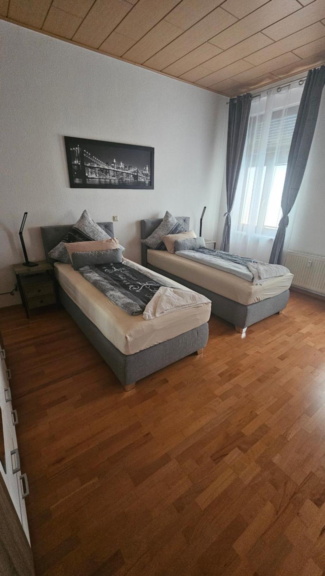 Suite Toni Bernburg Exteriör bild